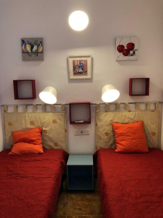 Artas Apartamentos Torremolinos Bagian luar foto