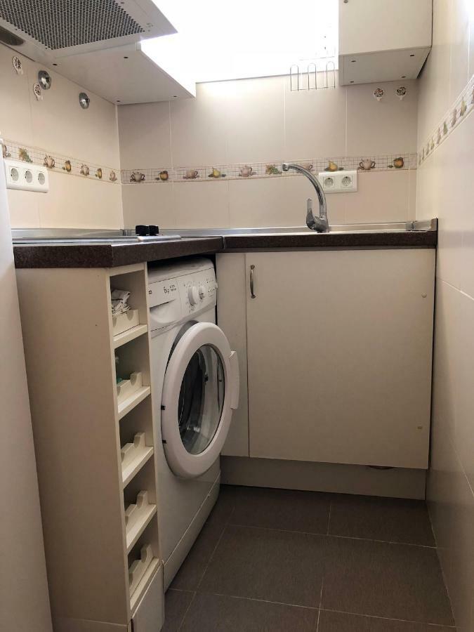 Artas Apartamentos Torremolinos Bagian luar foto