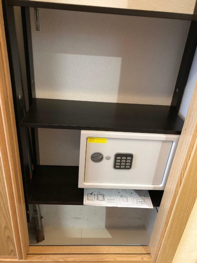 Artas Apartamentos Torremolinos Bagian luar foto