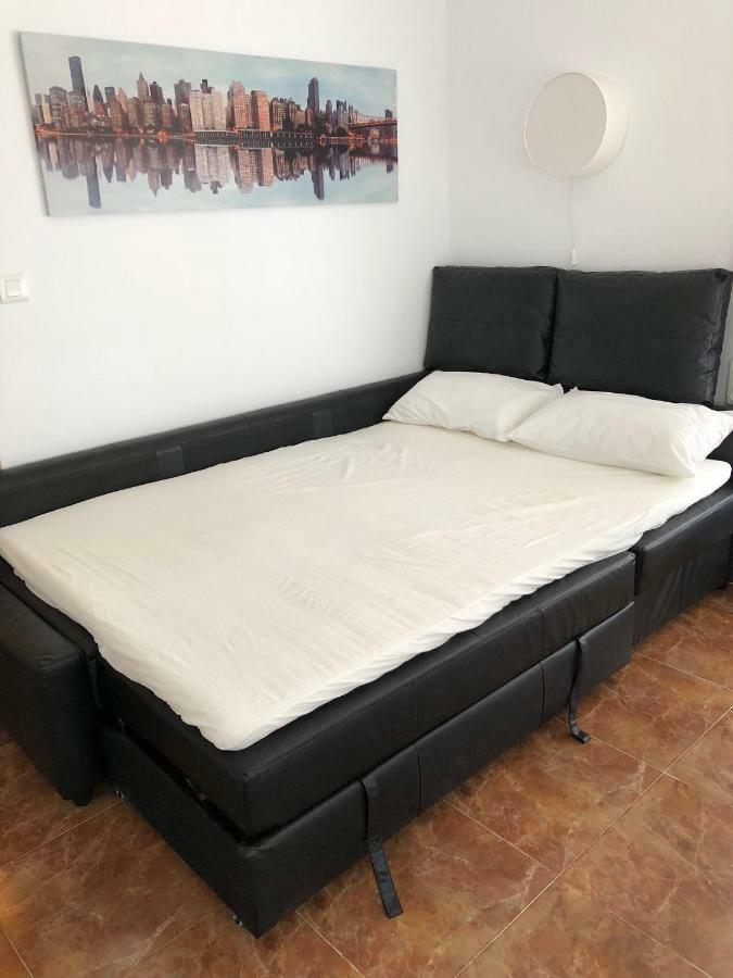 Artas Apartamentos Torremolinos Bagian luar foto